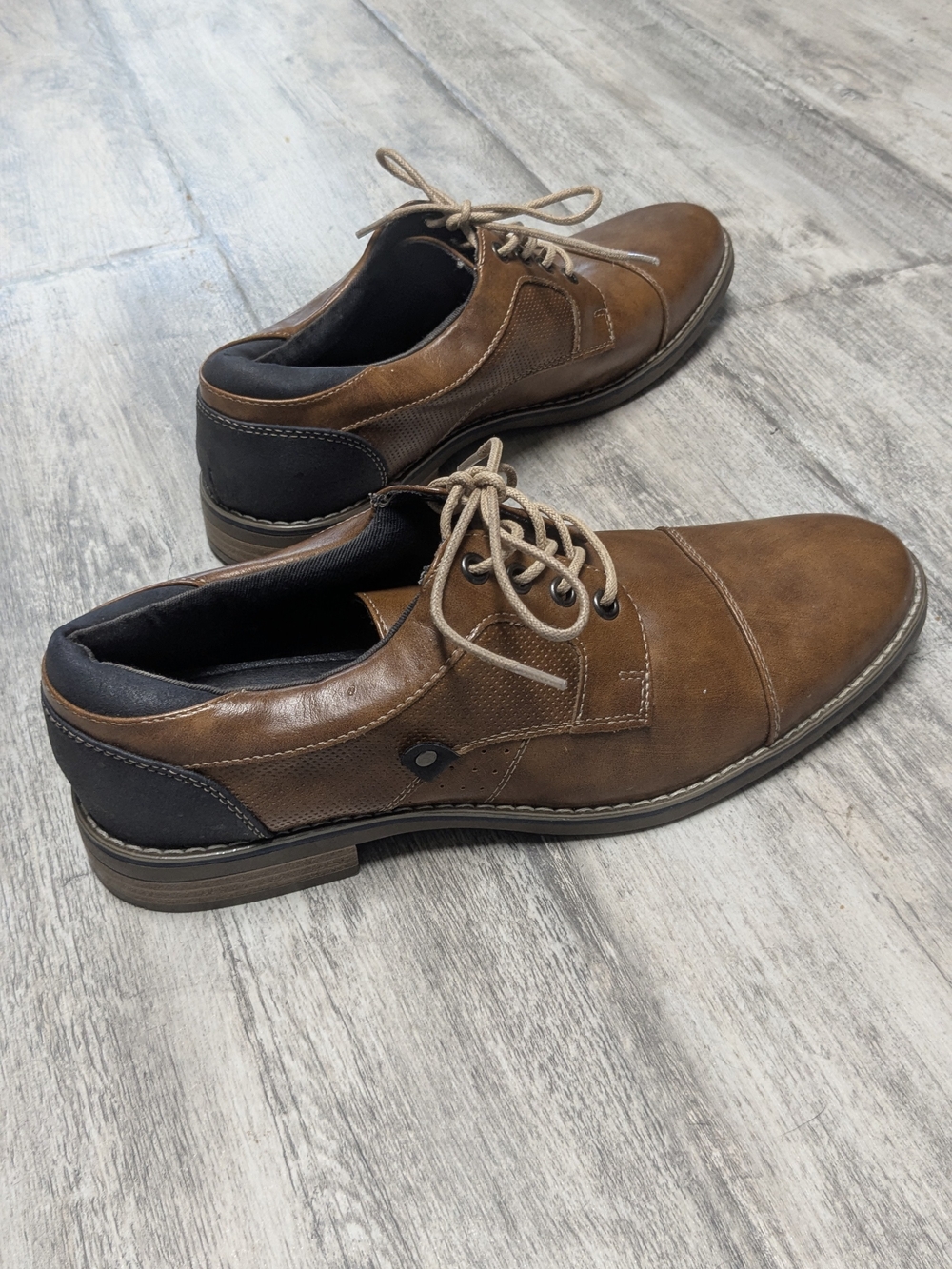 Restoration "Justin" Men’s 9.5 Cap-Toe Oxfords - Brown / Dark Accent - Like New